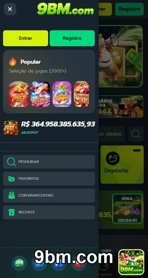 Pessoa jogando slots populares em celular